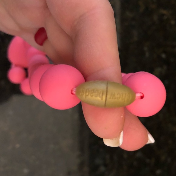 Chewbeads pink teething necklace NWOT - Picture 3 of 7